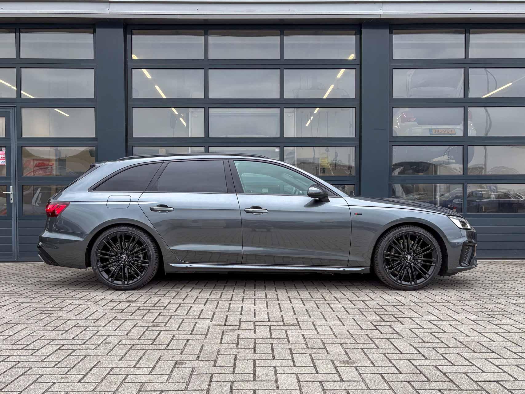 Audi A4 Avant 35 TFSI 150pk S-tronic S edition - Afbeelding 3