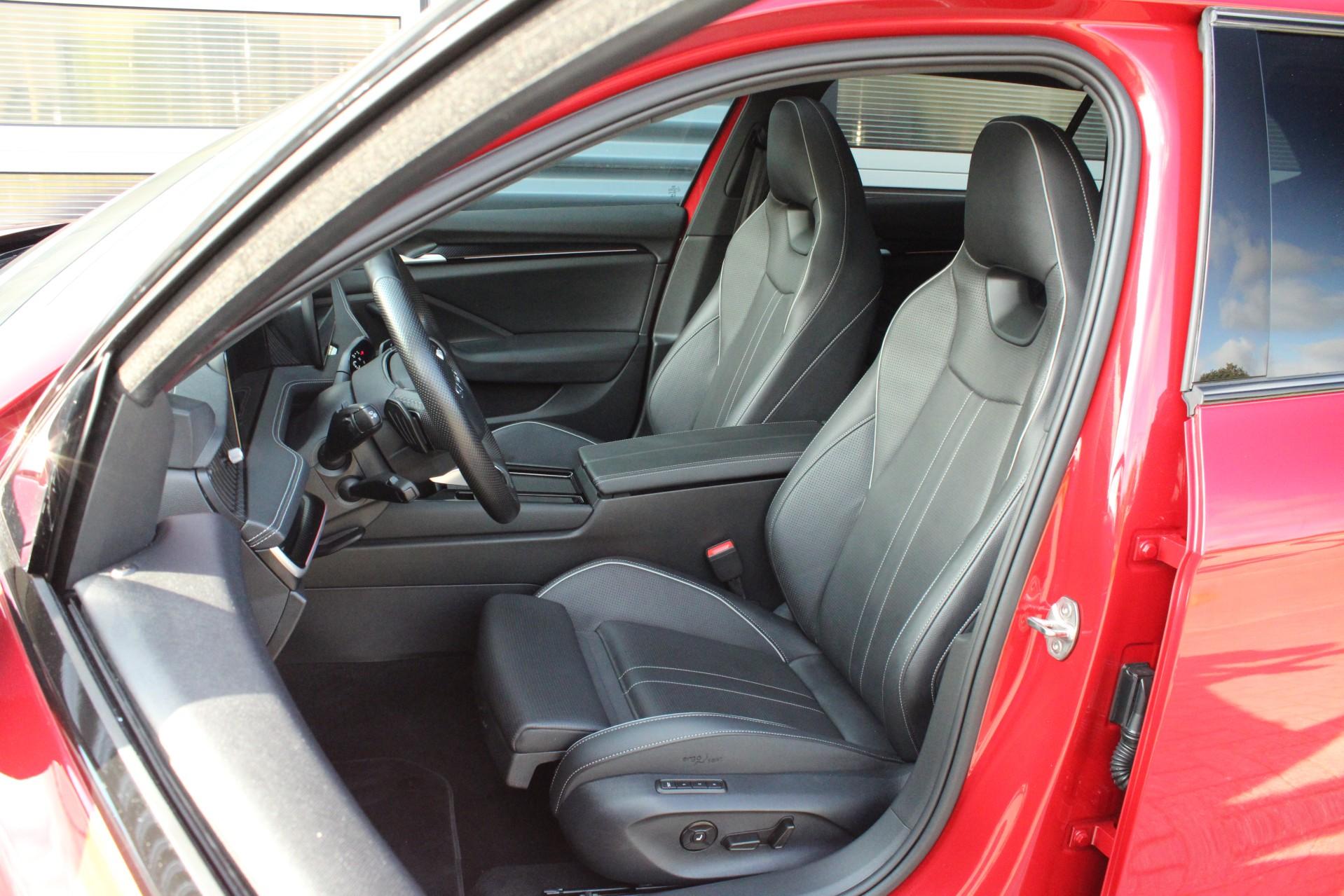 Škoda Superb Combi 1.5 TSI 204pk PHEV Sportline Business - Afbeelding 4