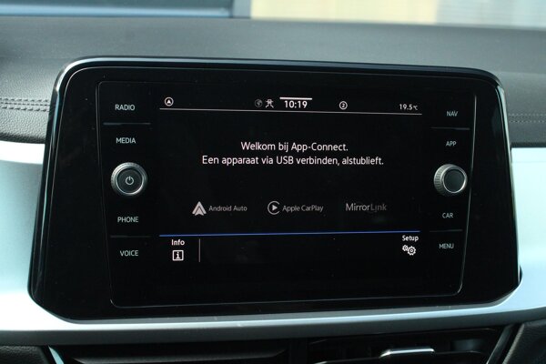 Apple Carplay & Android Auto