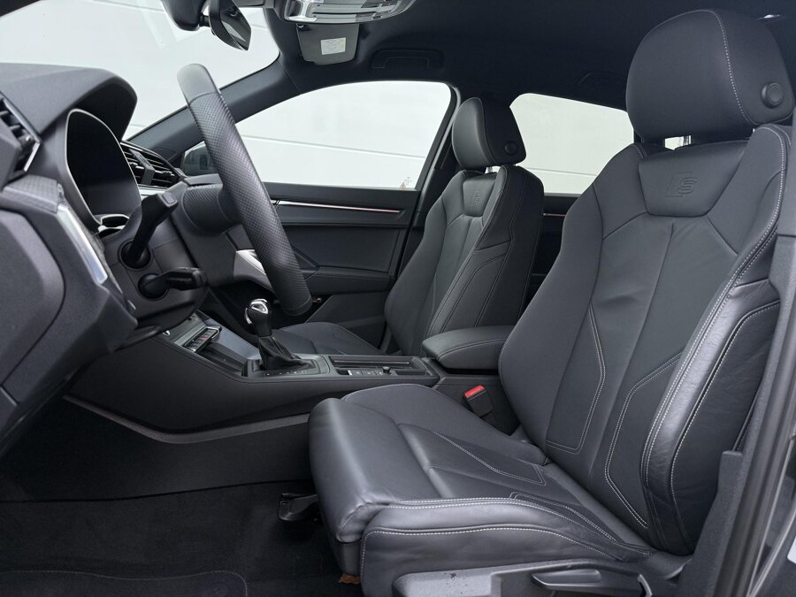 Audi Q3 45 TFSIe S-line