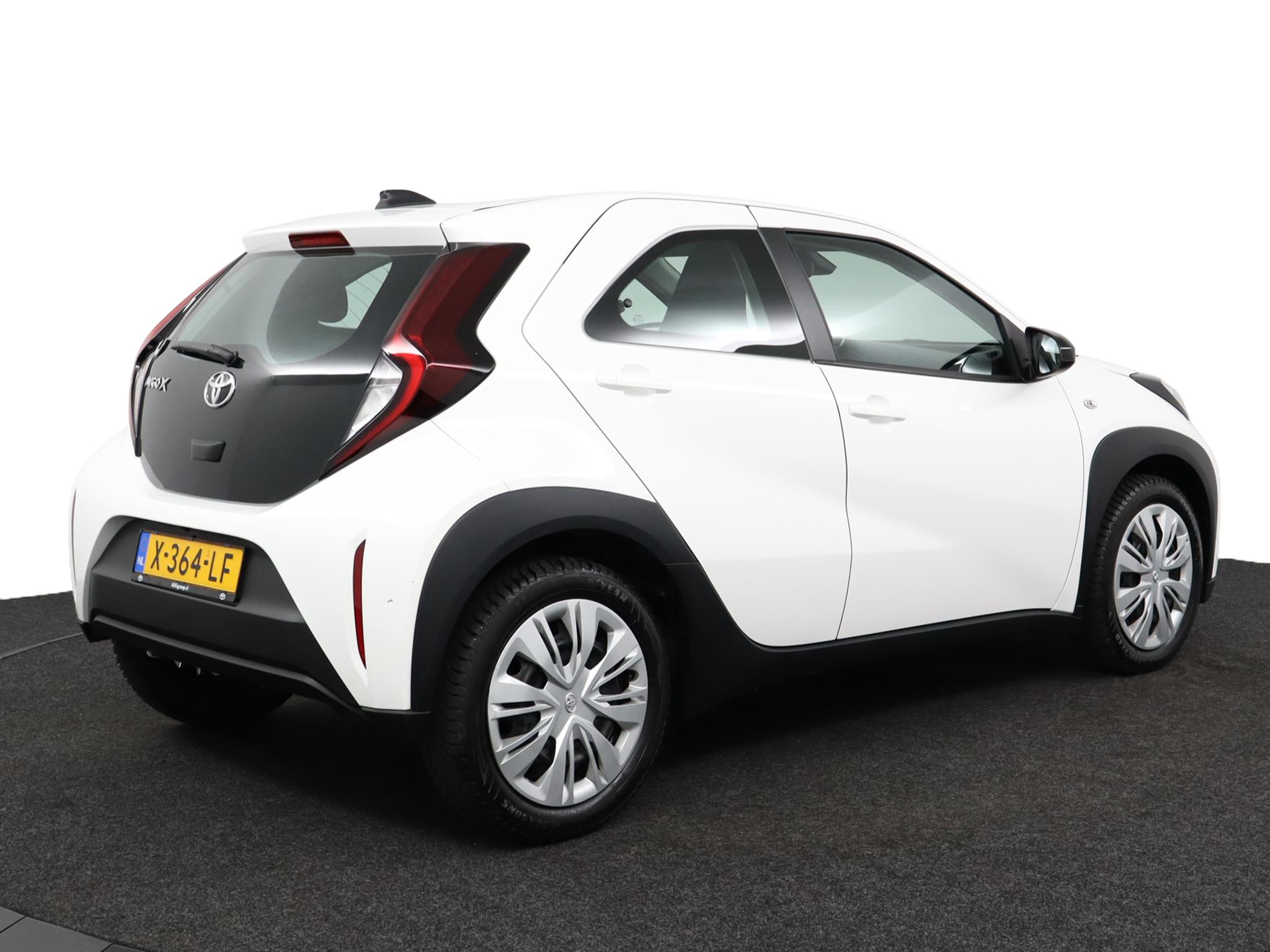 Toyota Aygo X 1.0 VVT-i MT Play - Afbeelding 2