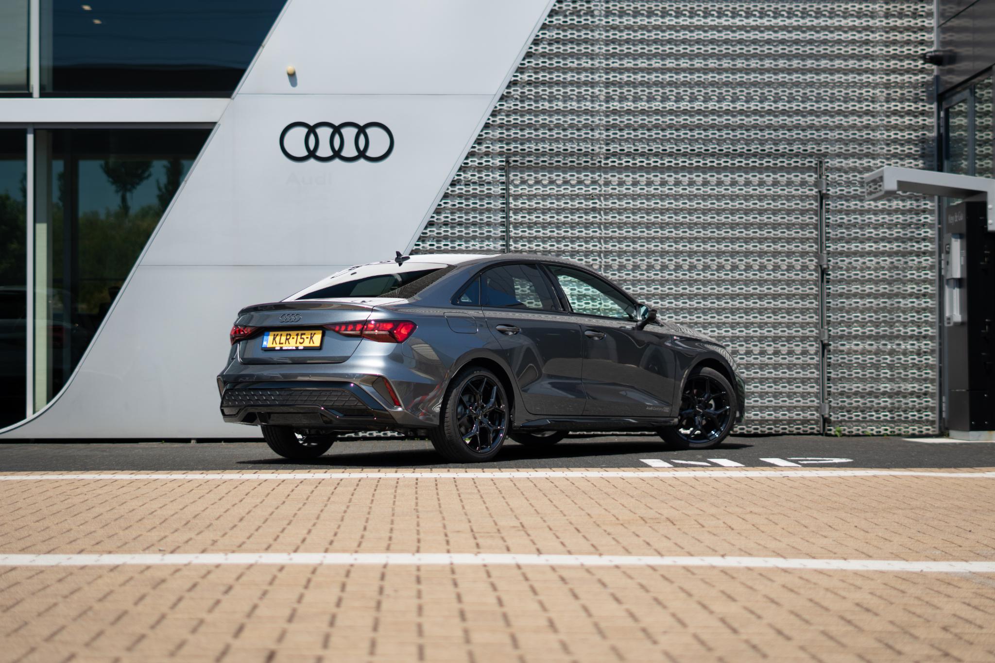 Audi A3 Limousine 35 TFSI S edition - Afbeelding 4