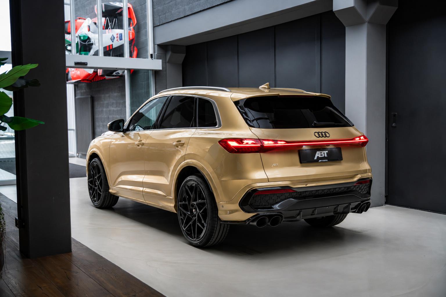 Audi Q5 ABT s edition e-hybrid 360 PK SUV - Afbeelding 2