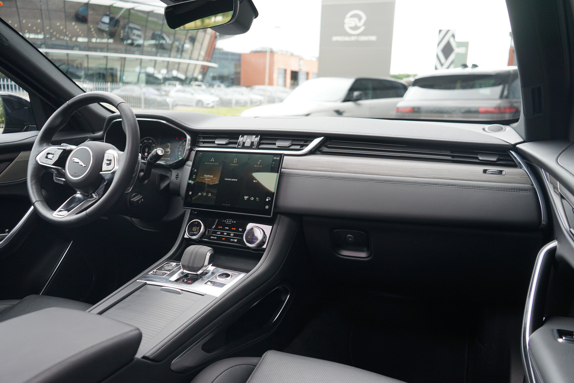 Jaguar F-PACE 2.0 P400e PHEV S - Afbeelding 3