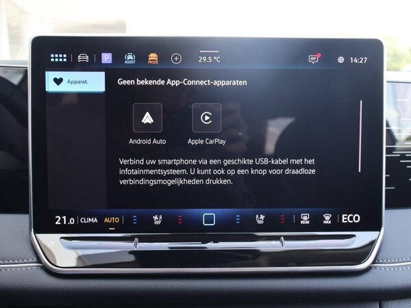 Apple Carplay/Android Auto Apple Carplay/Android Auto