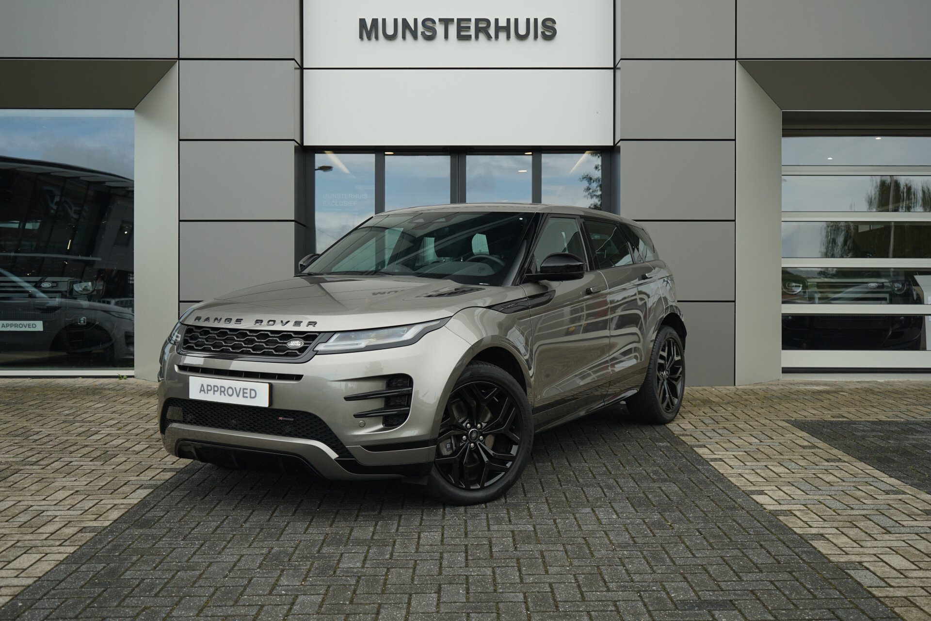 Land Rover Range Rover Evoque 1.5 P300e AWD R-Dynamic SE