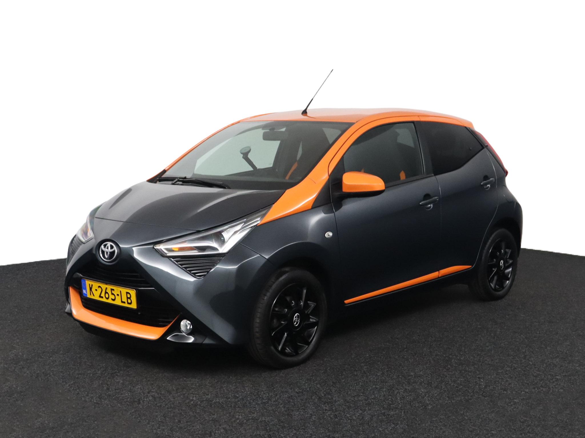Toyota Aygo 1.0 VVT-i x-JBL