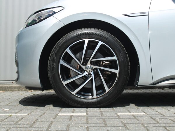 lichtmetalen 18 inch velgen two-tone "Black" lichtmetalen 18 inch velgen two-tone "Black"