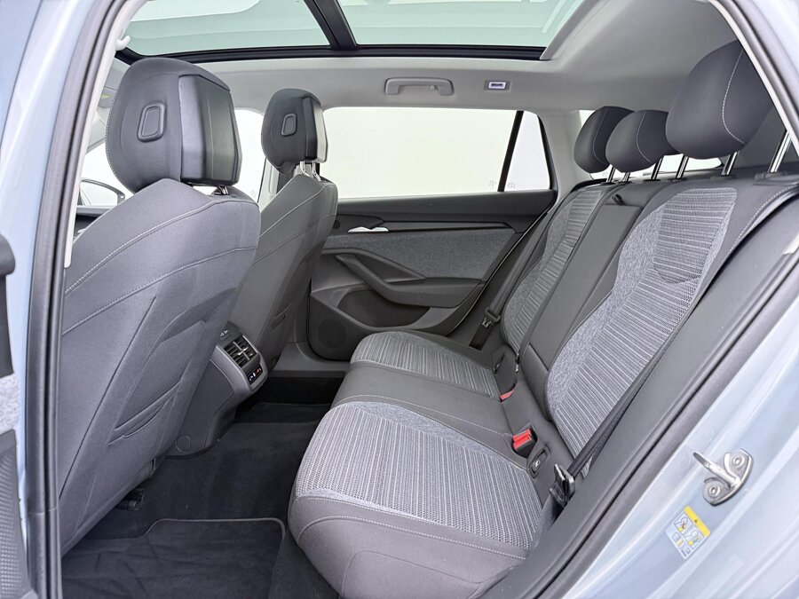 Škoda Superb Combi 1.5 TSI First Edition