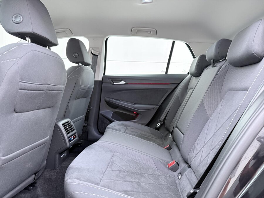 Volkswagen Golf 1.4 eHybrid Style
