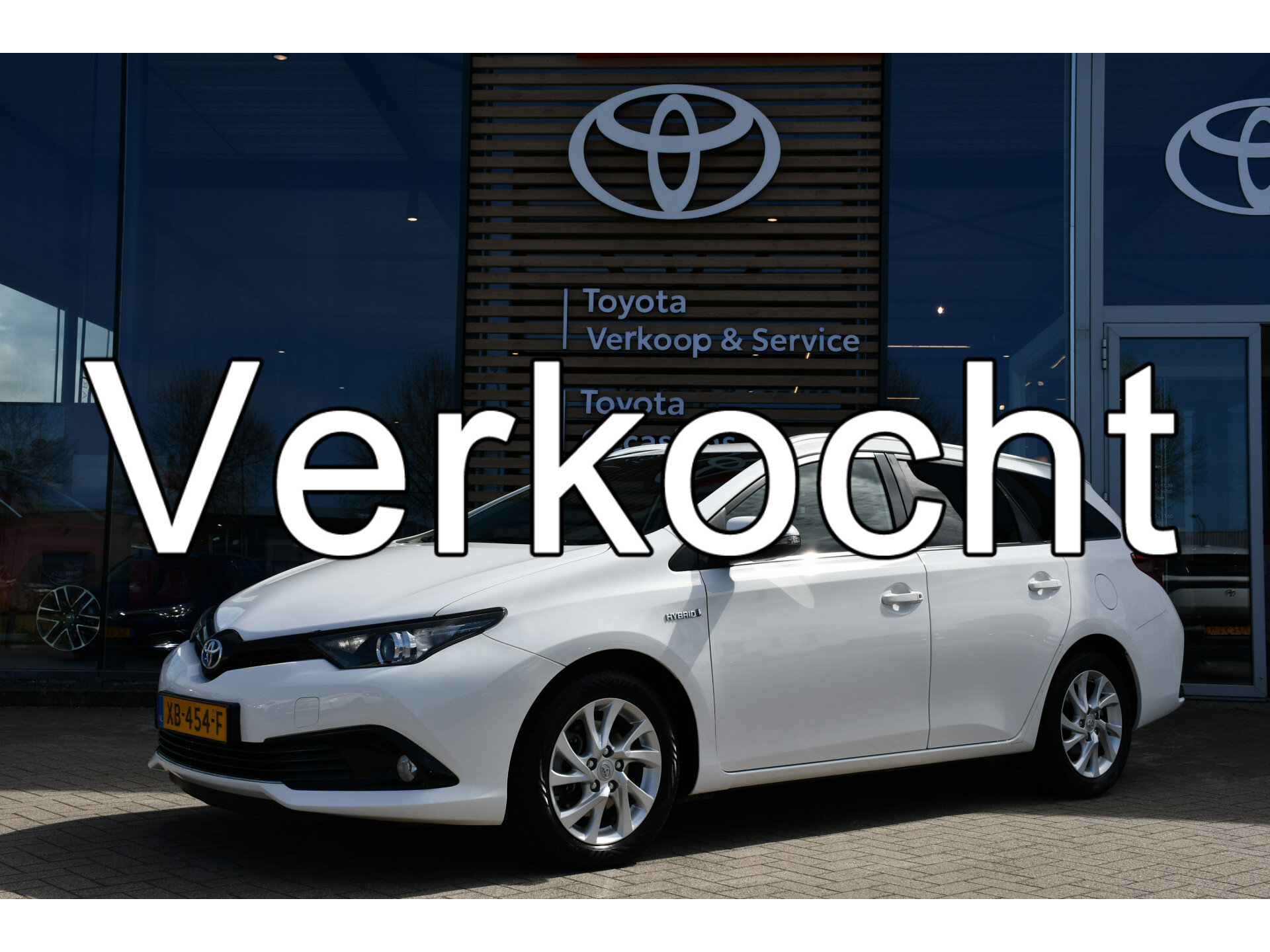 Toyota Auris 1.8 Hybrid Energy Plus Automaat 136pk