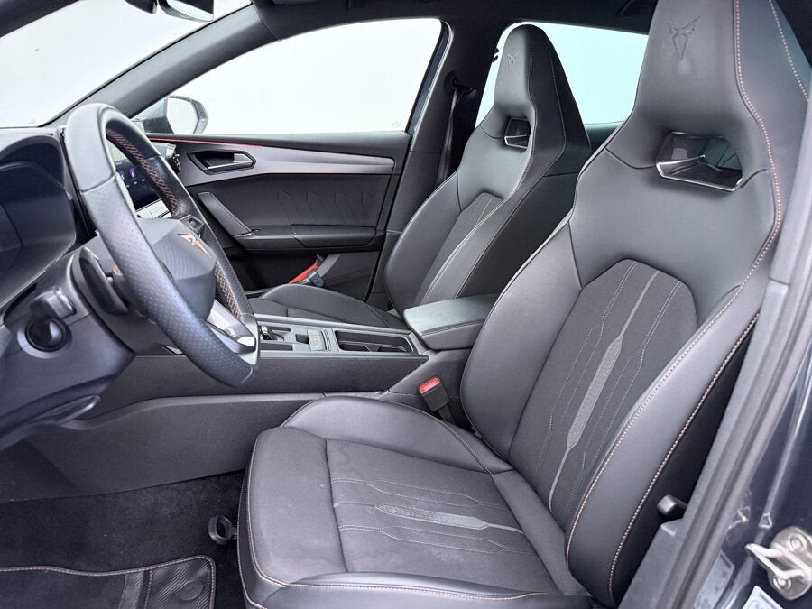 CUPRA Leon 1.4 e-Hybrid Essential Limited