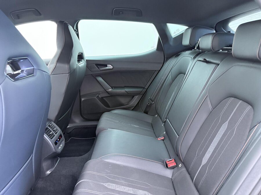 CUPRA Leon 1.4 e-Hybrid Essential Limited