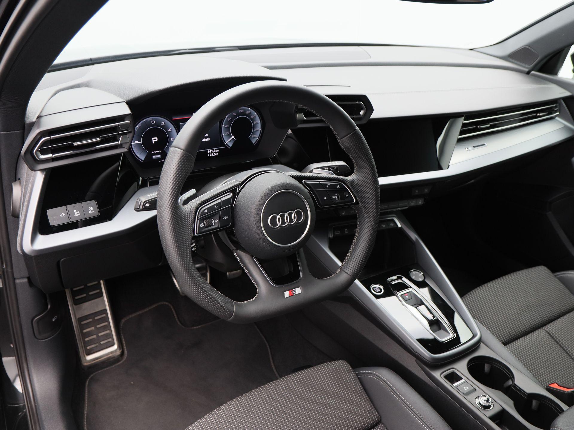 Audi A3 Sportback 45 TFSi 272 Pk e S-line Competition - Afbeelding 4