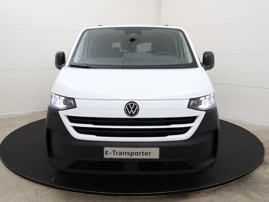 Volkswagen Bedrijfswagens e-Transporter Life L1H1 100 kW / 136 pk