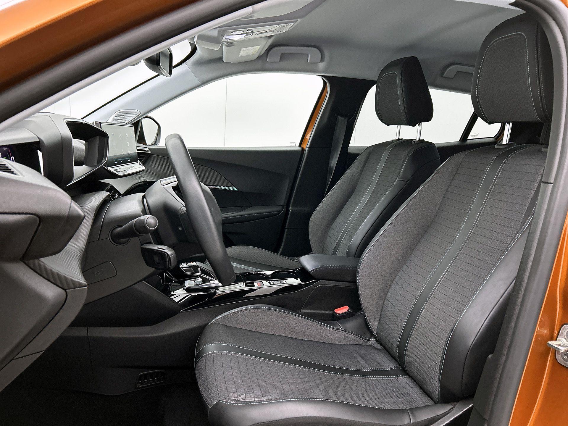 Peugeot e-2008