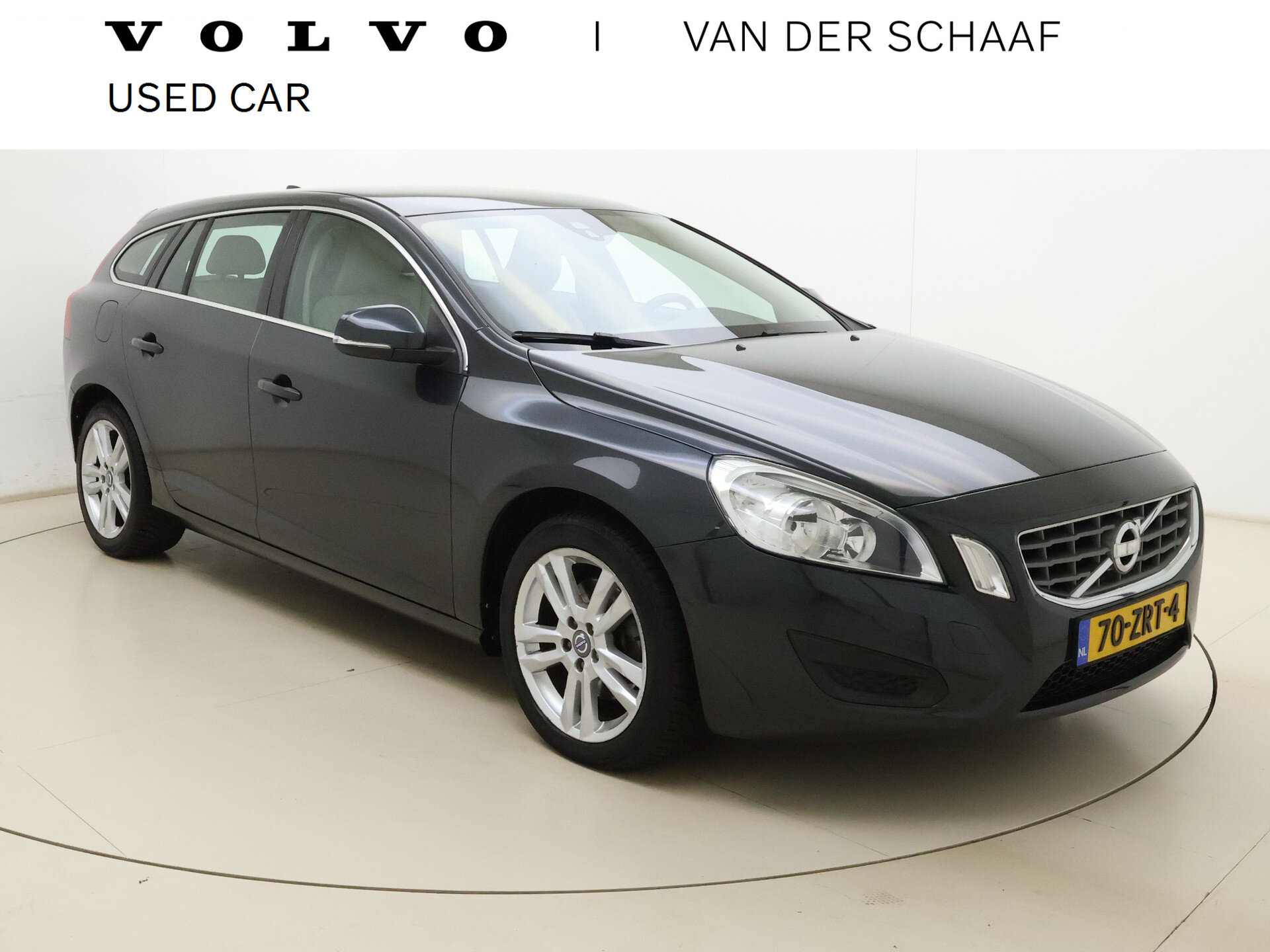 Volvo V60 T3 180pk Momentum