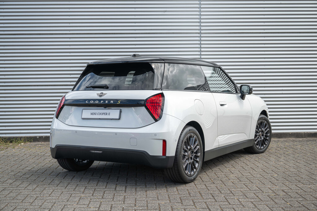 MINI Electric 16