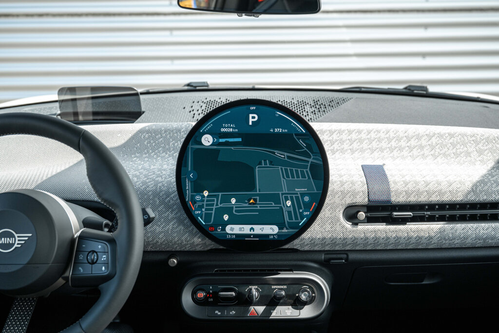 MINI Electric 28