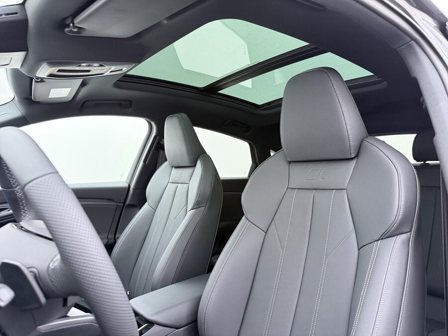 Audi Q6 Sportback e-tron S edition performance 100 Kwh 225 kW / 306 PK