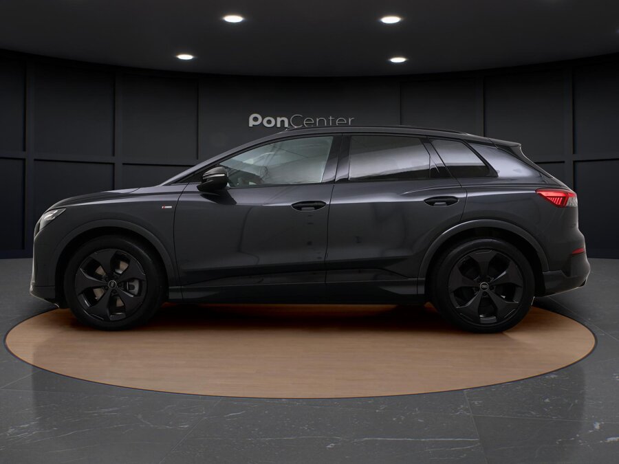Audi Q4 e-tron S edition 45 82 kWh 210 kW / 286 PK