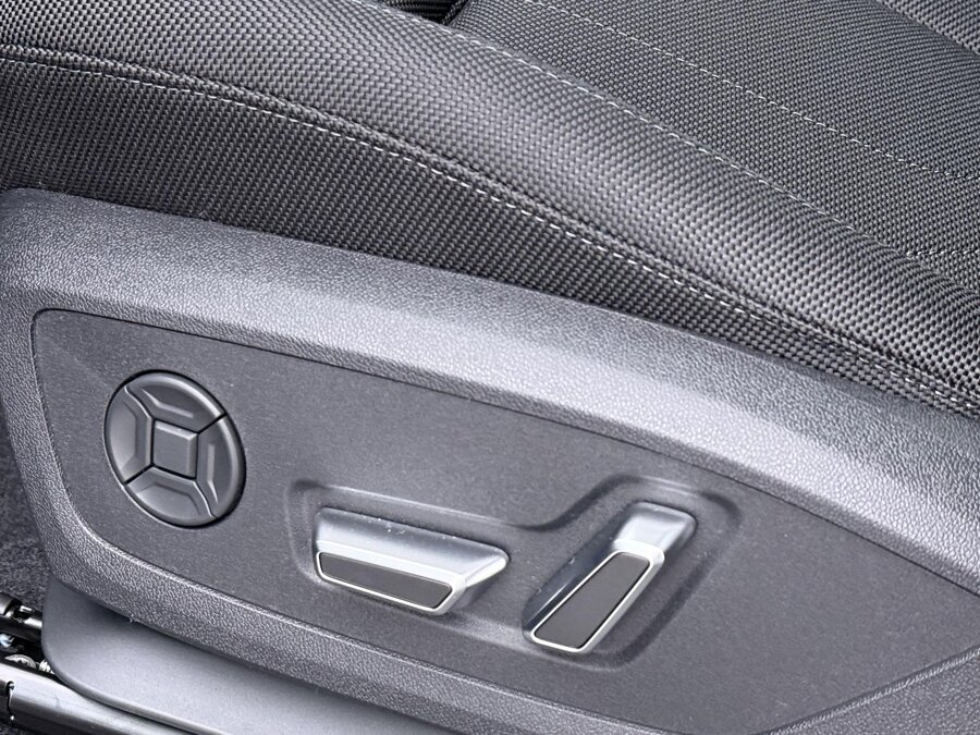 Audi Q3 S edition 1.5 e-hybrid 200 kW / 272 PK