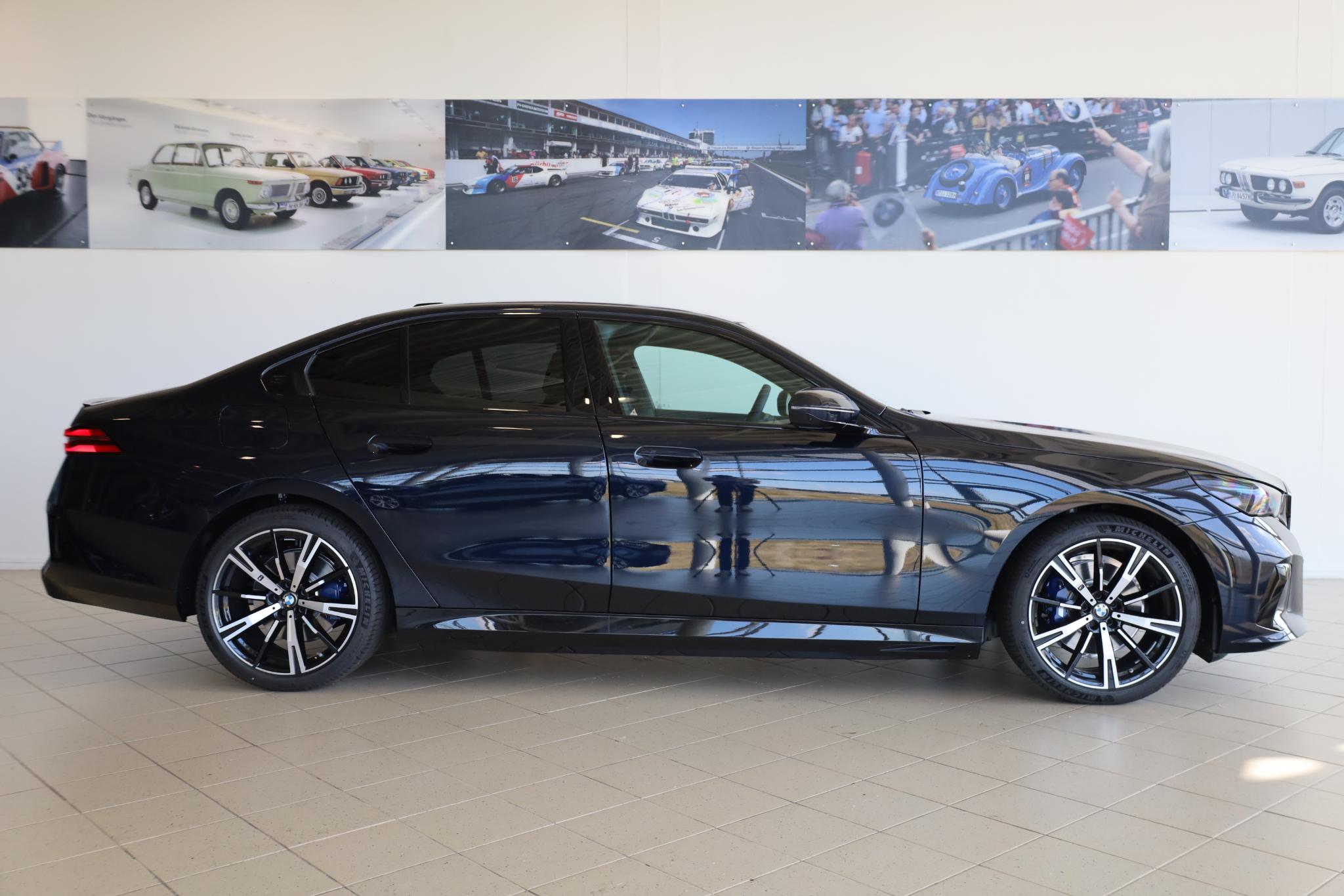 BMW 5 Serie Sedan 530e - Afbeelding 3