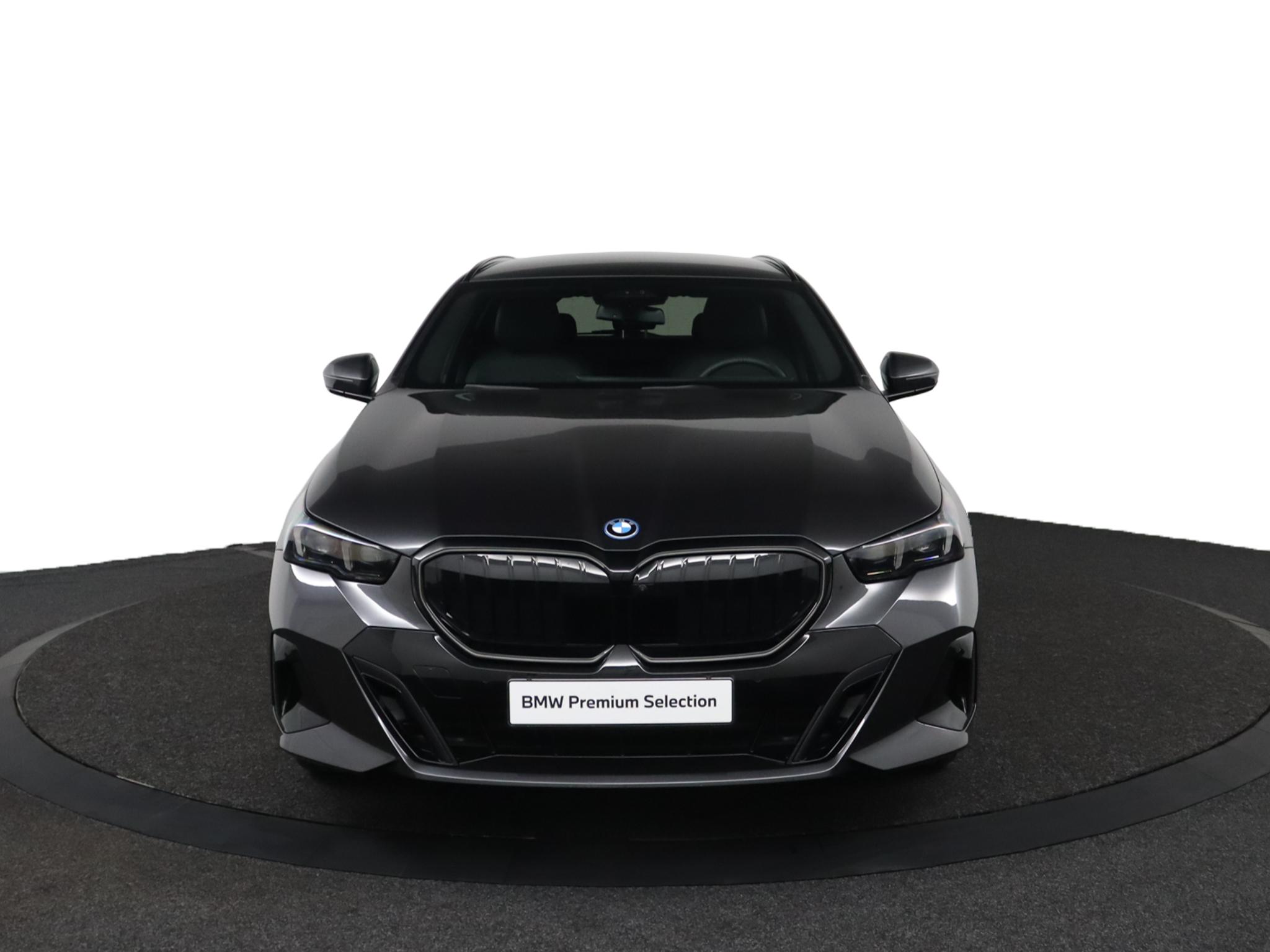 BMW 5-serie Touring 550e xDrive - Afbeelding 2
