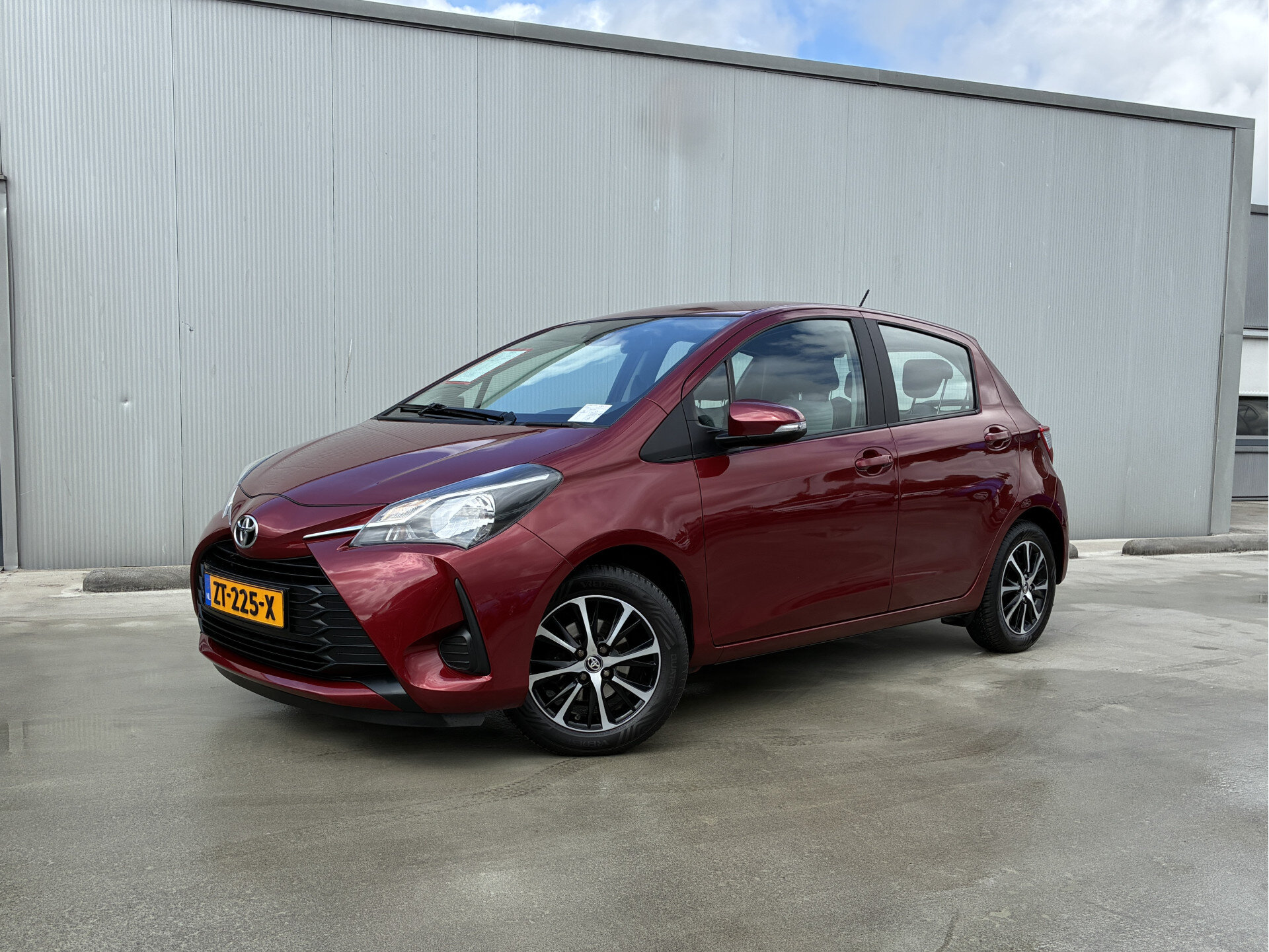 Toyota Corolla Touring Sports 1.8 Hybrid Business Intro