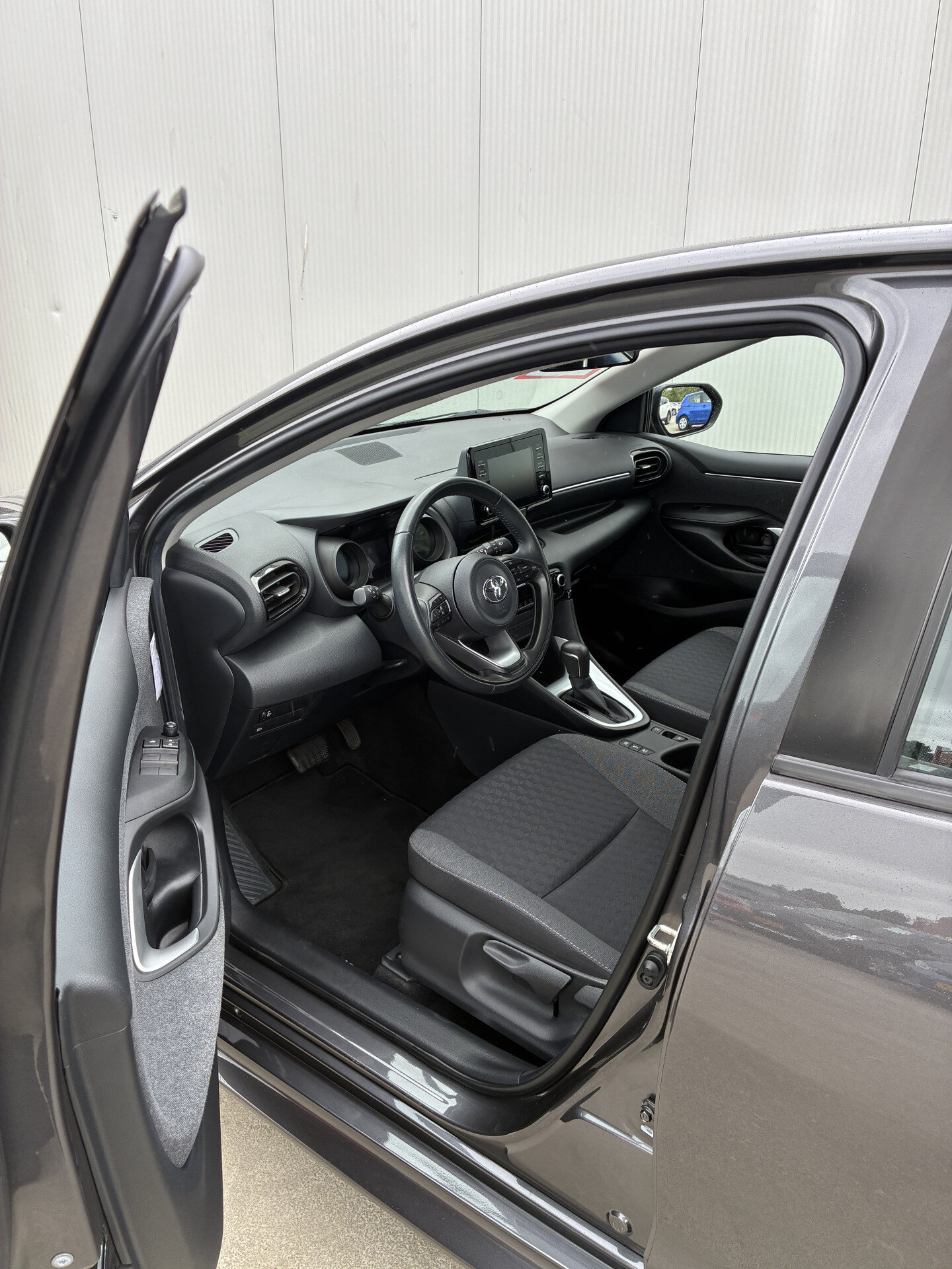 Toyota Yaris 1.5 Hybrid First Edition - Afbeelding 5