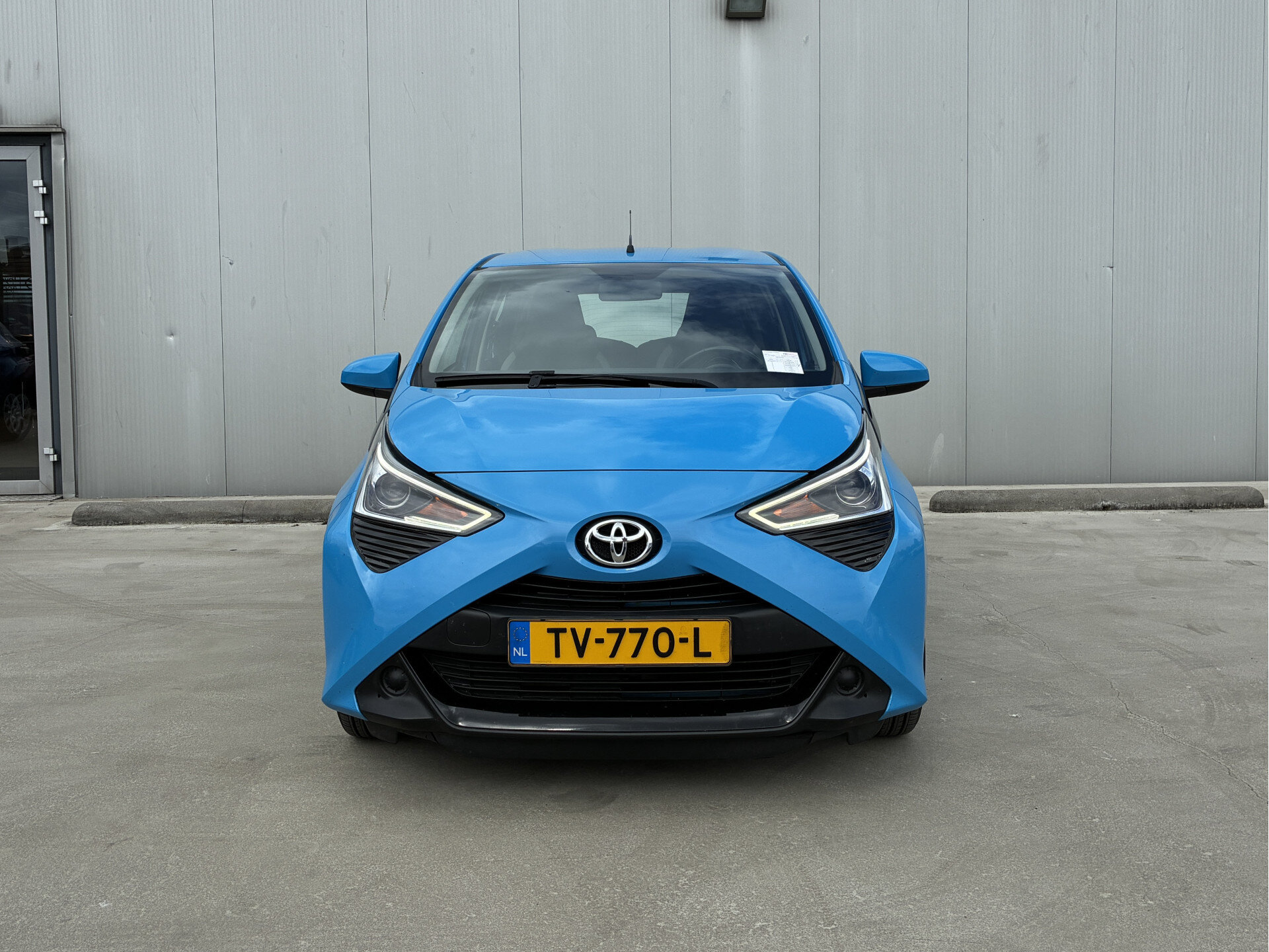 Toyota Aygo 1.0 VVT-i x-play - Afbeelding 2