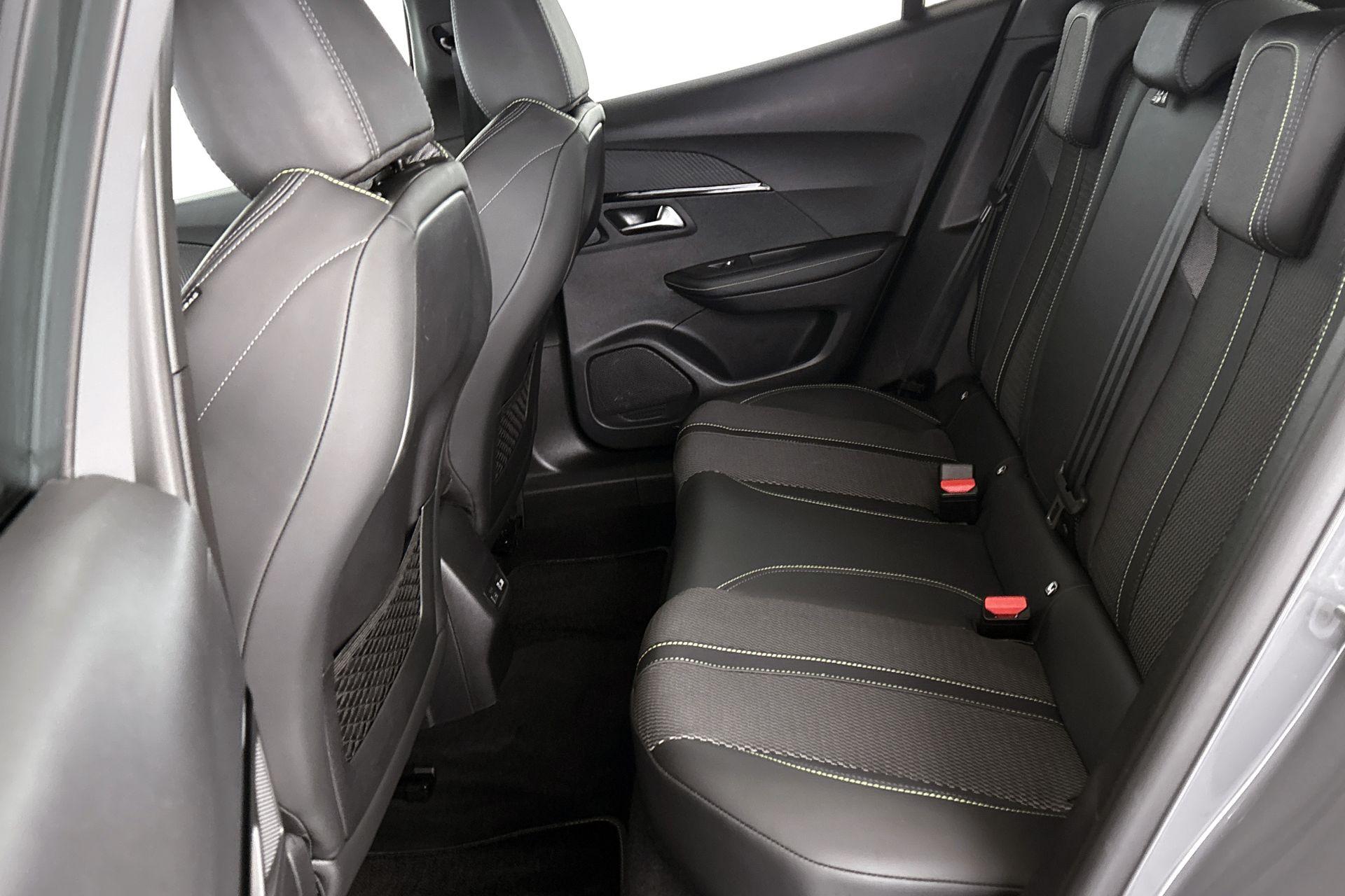 Peugeot e-2008