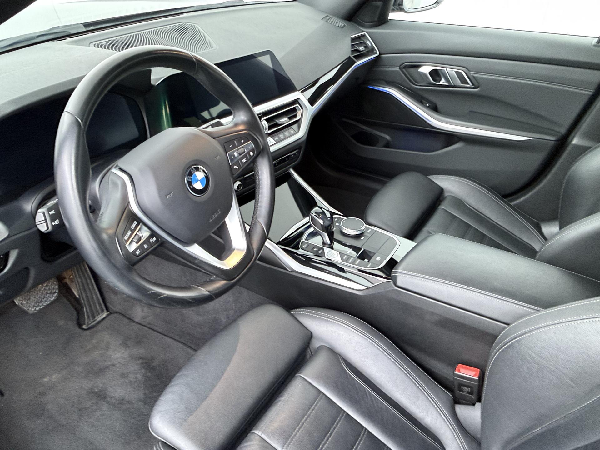 BMW 3-serie Touring 320i High Executive Edition - Afbeelding 4