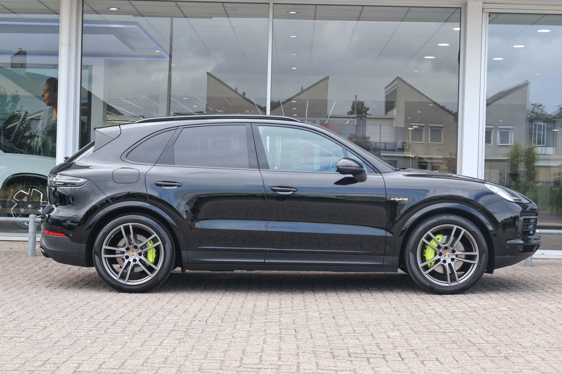 Porsche Cayenne 3.0 E-Hybrid 462pk Platinum Edition - Afbeelding 3