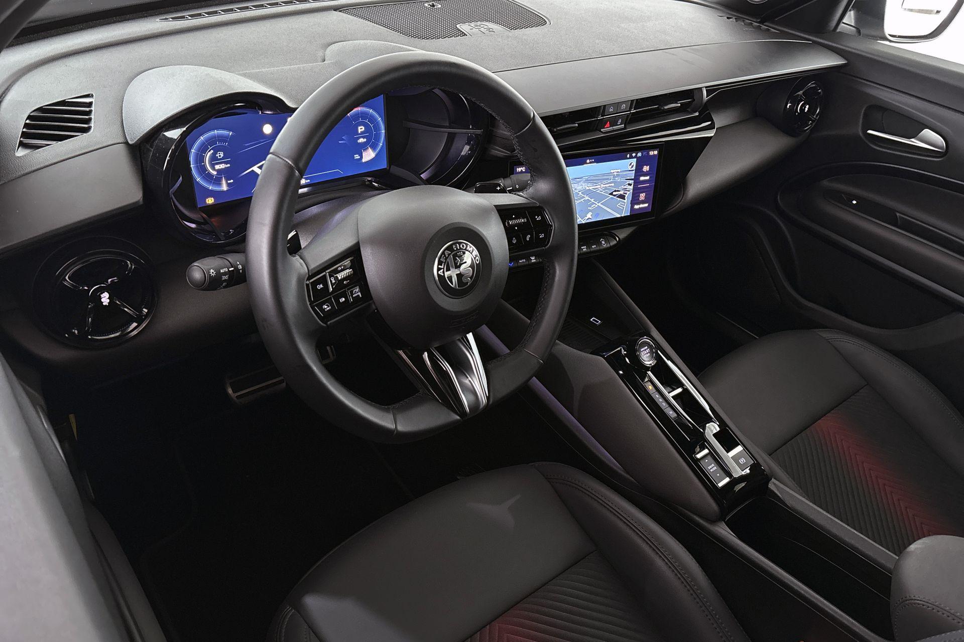 Alfa Romeo Junior 1.2 Turbo Hybrid Ibrida Speciale - Afbeelding 5