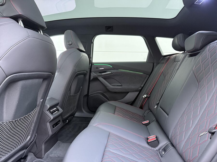 Audi S6 Avant e-tron S6 100 kWh