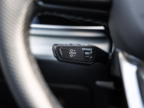 cruise control adaptief met Stop&Go cruise control adaptief met Stop&Go