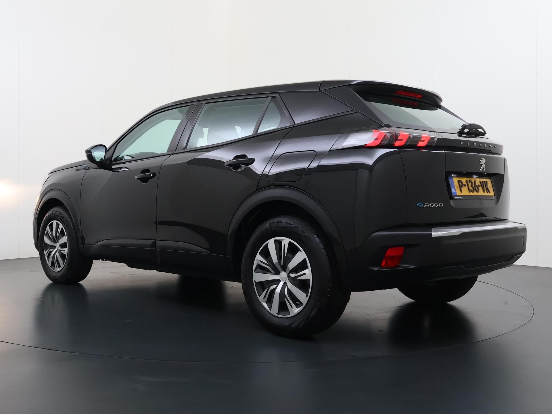 Peugeot e-2008