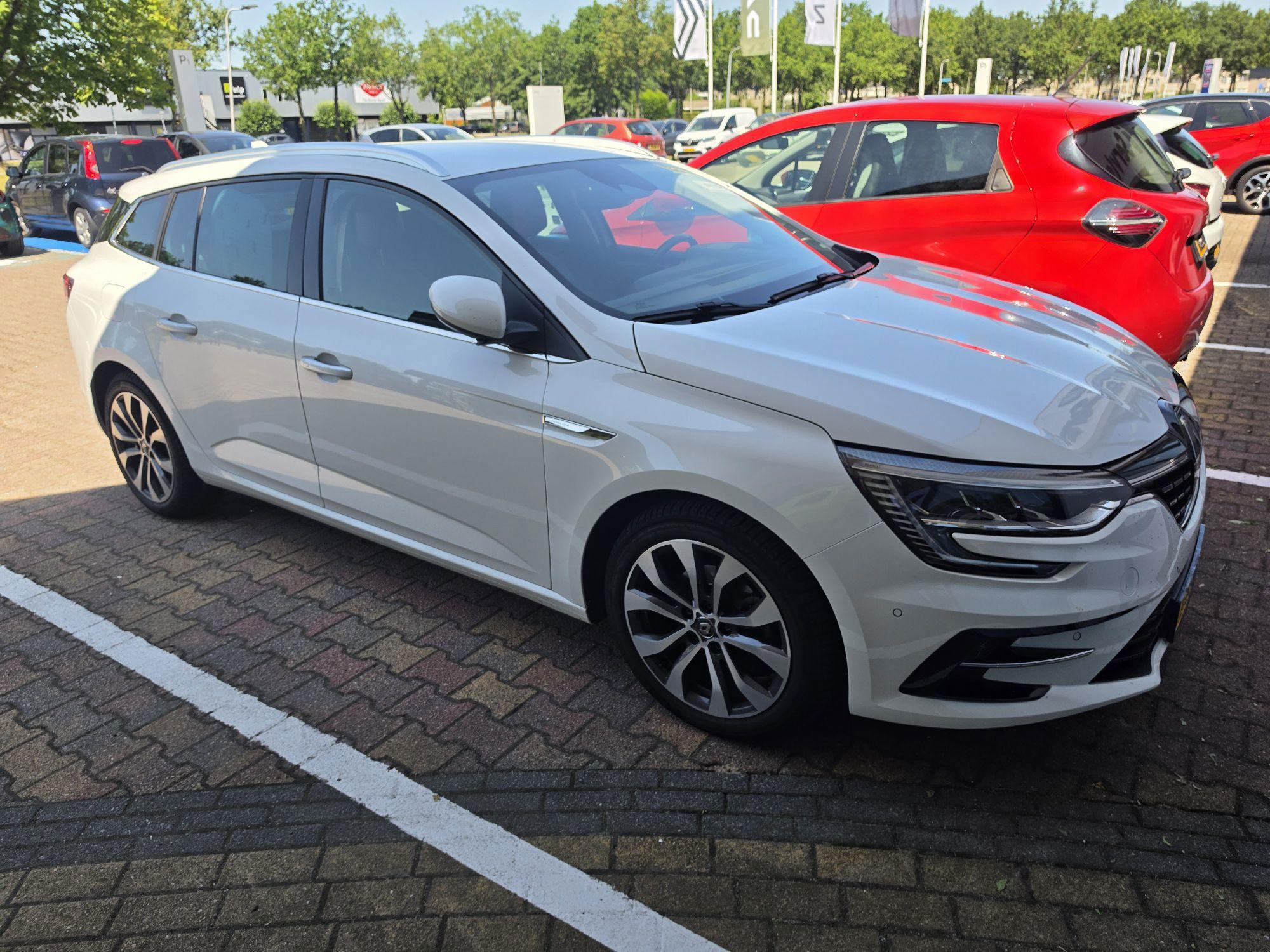 Renault Mégane Estate TCe 140 GPF Business Edition One - Afbeelding 3