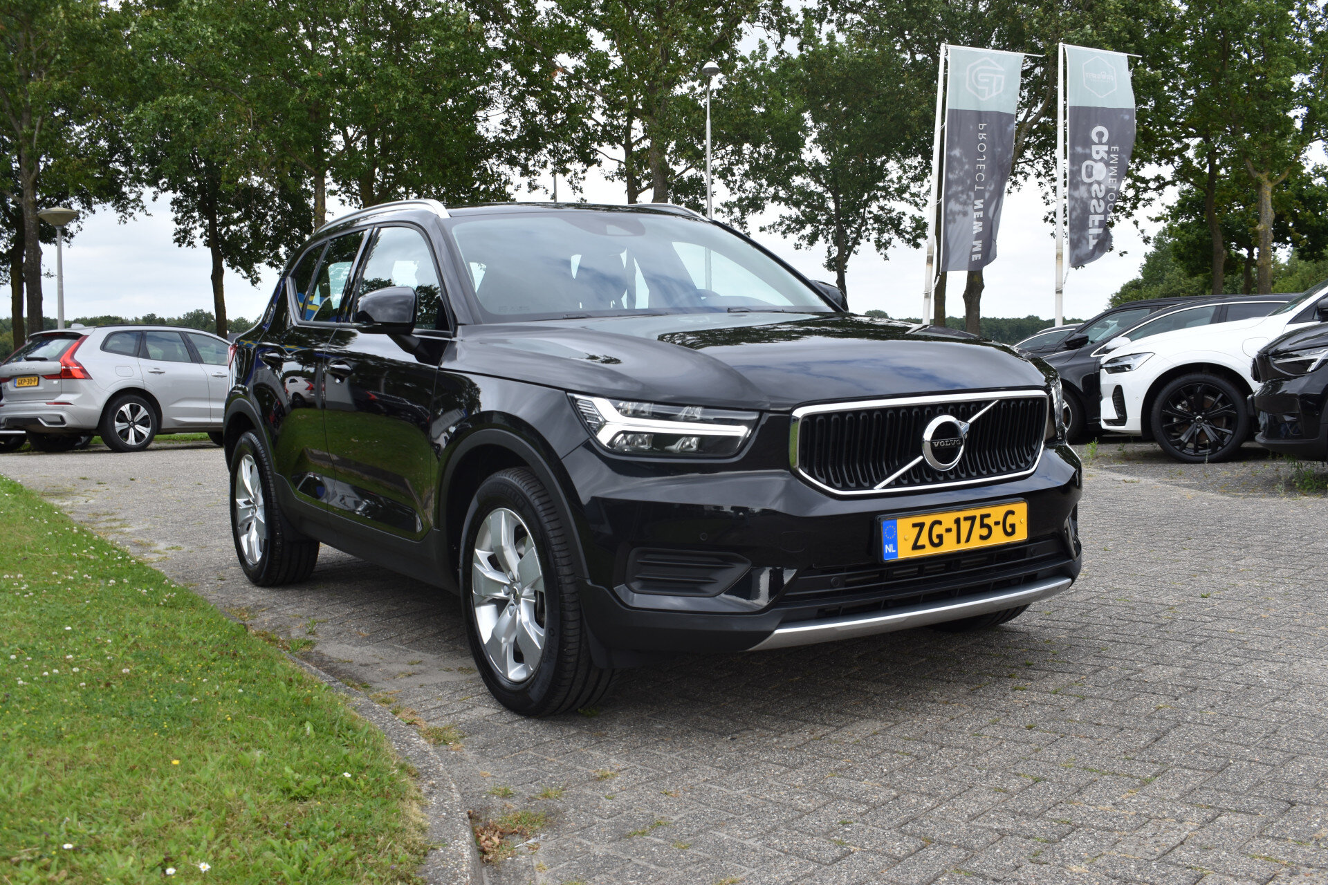 Volvo XC40 T4 191PK Momentum Pro - Afbeelding 2