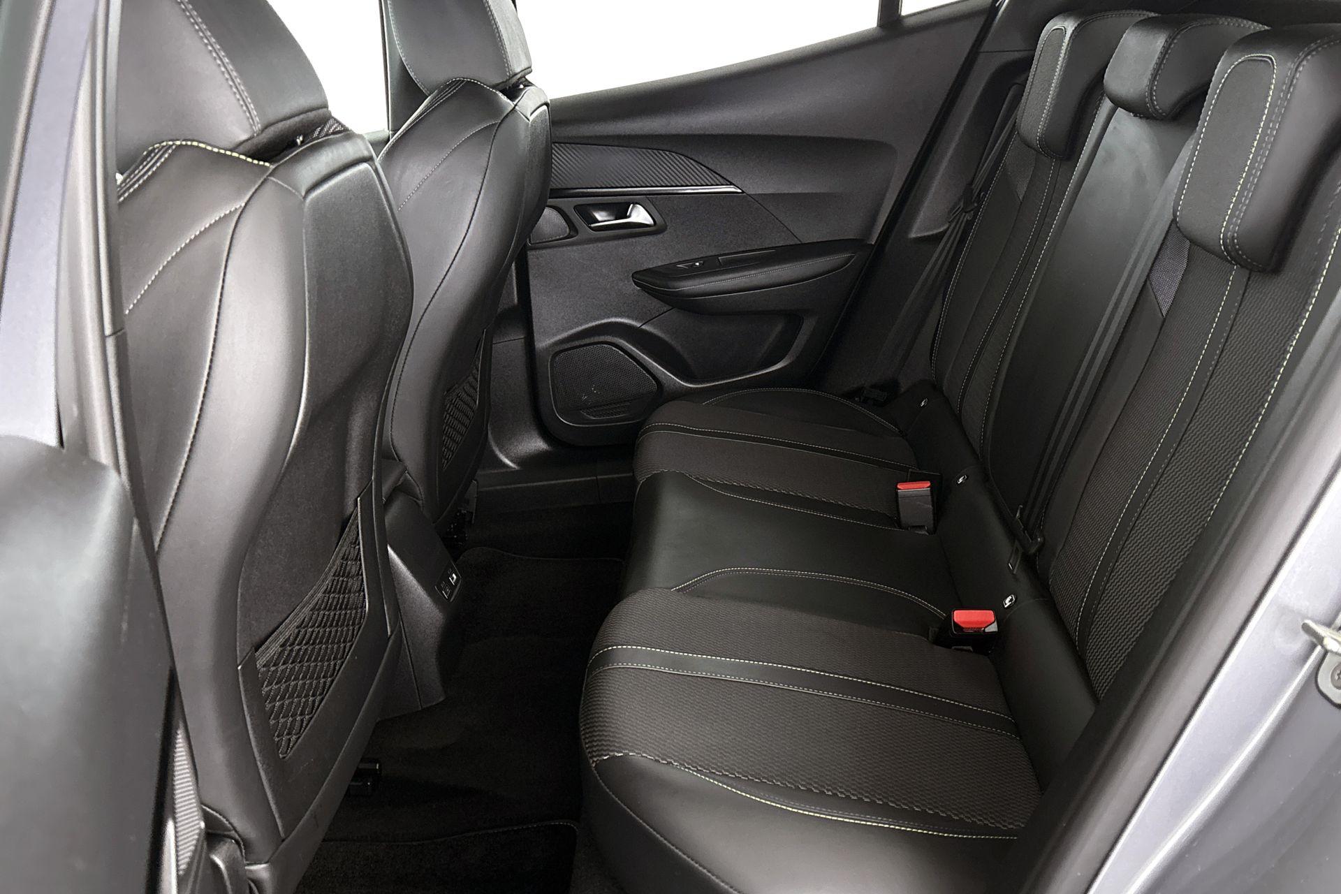 Peugeot e-2008