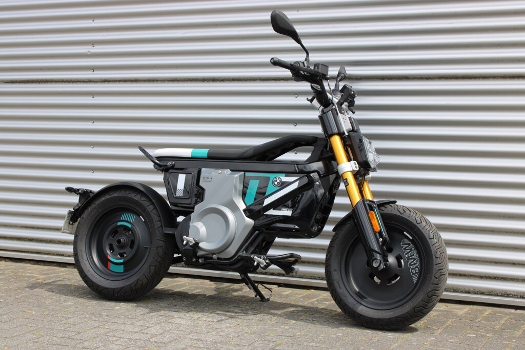BMW CE 02 7