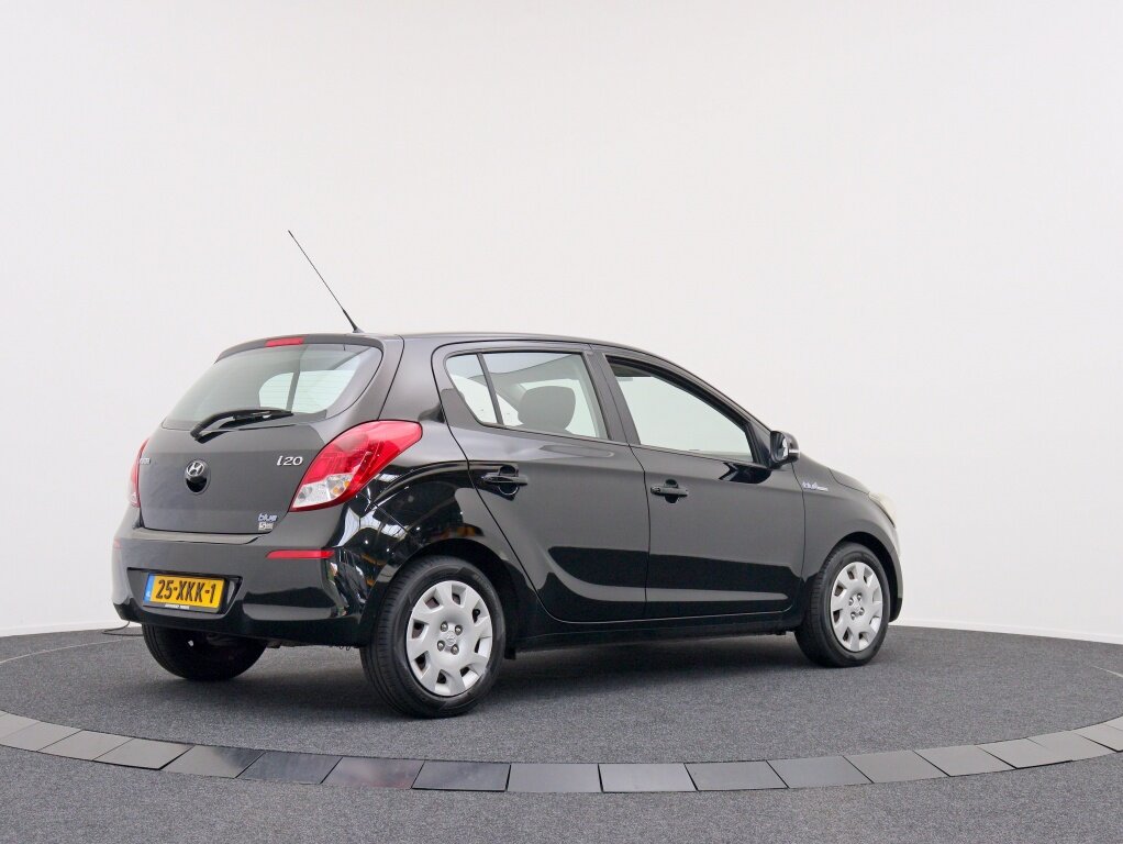 Hyundai i20 1.2i i-Motion | 100% Onderhouden | Airco - Afbeelding 2