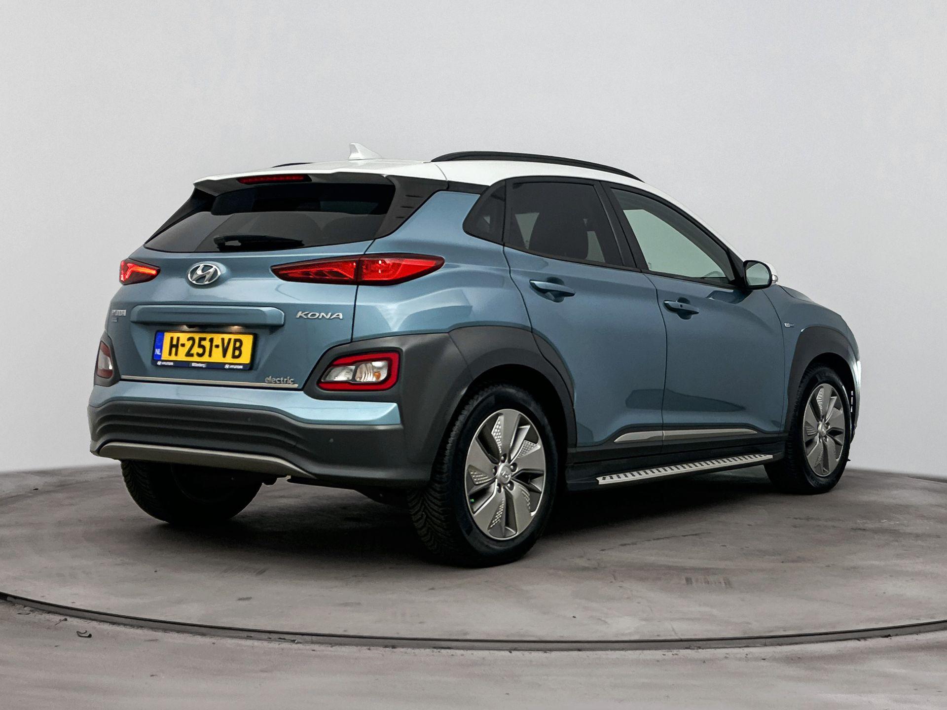 Hyundai Kona EV Premium 64 kWh - Afbeelding 2