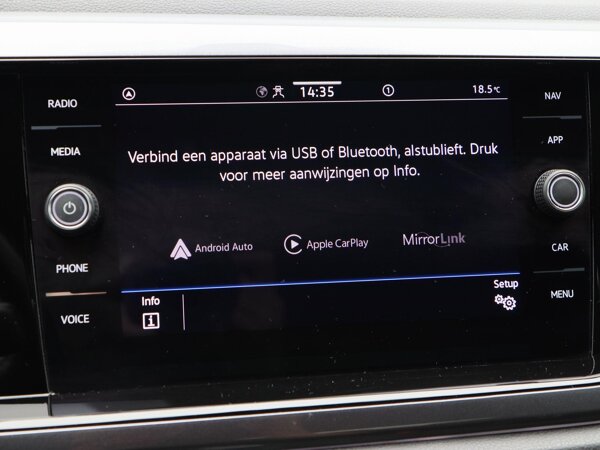 Apple Carplay/Android Auto