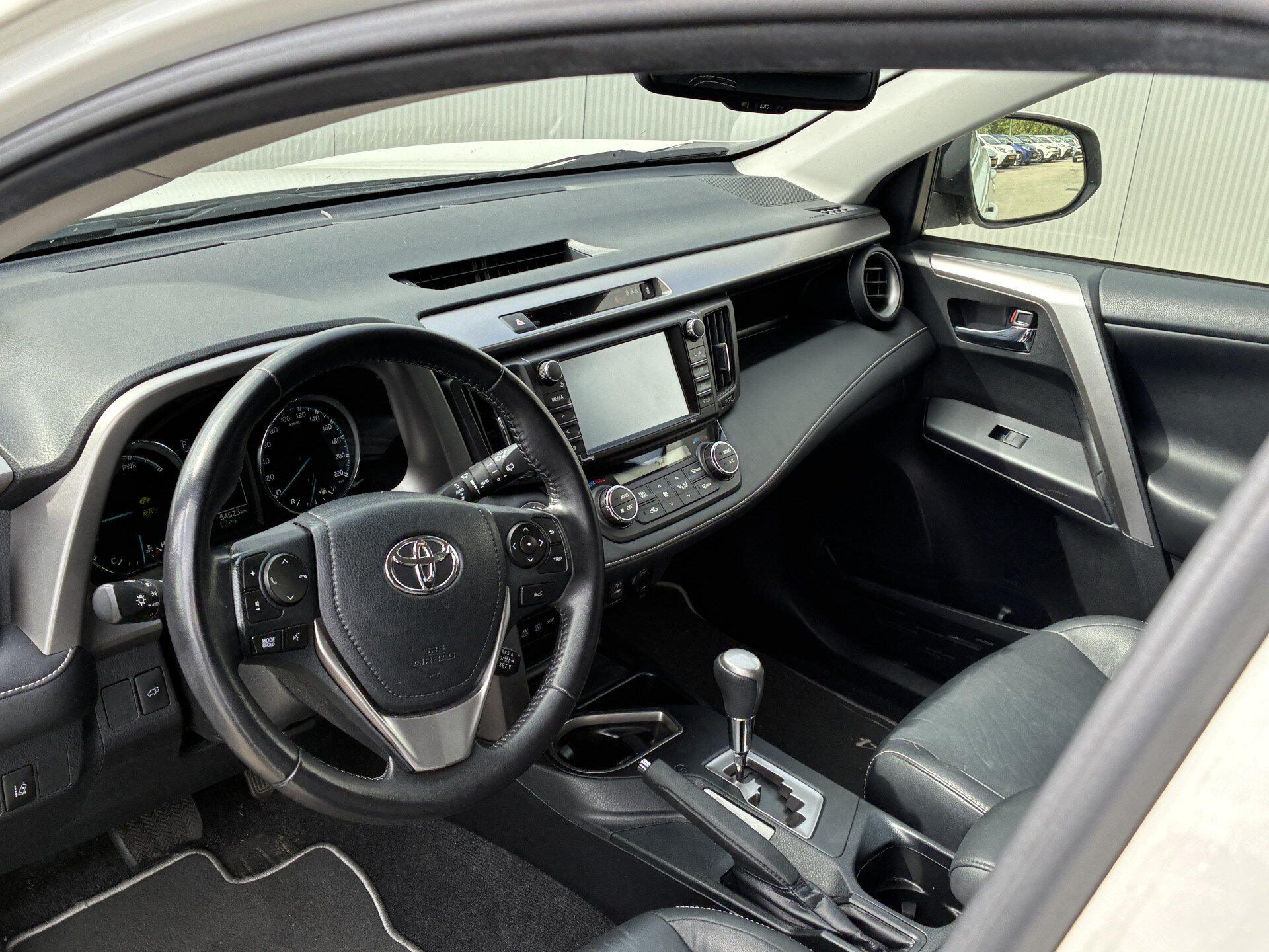 Toyota RAV4 2.5 Hybrid AWD Executive Business - Afbeelding 2