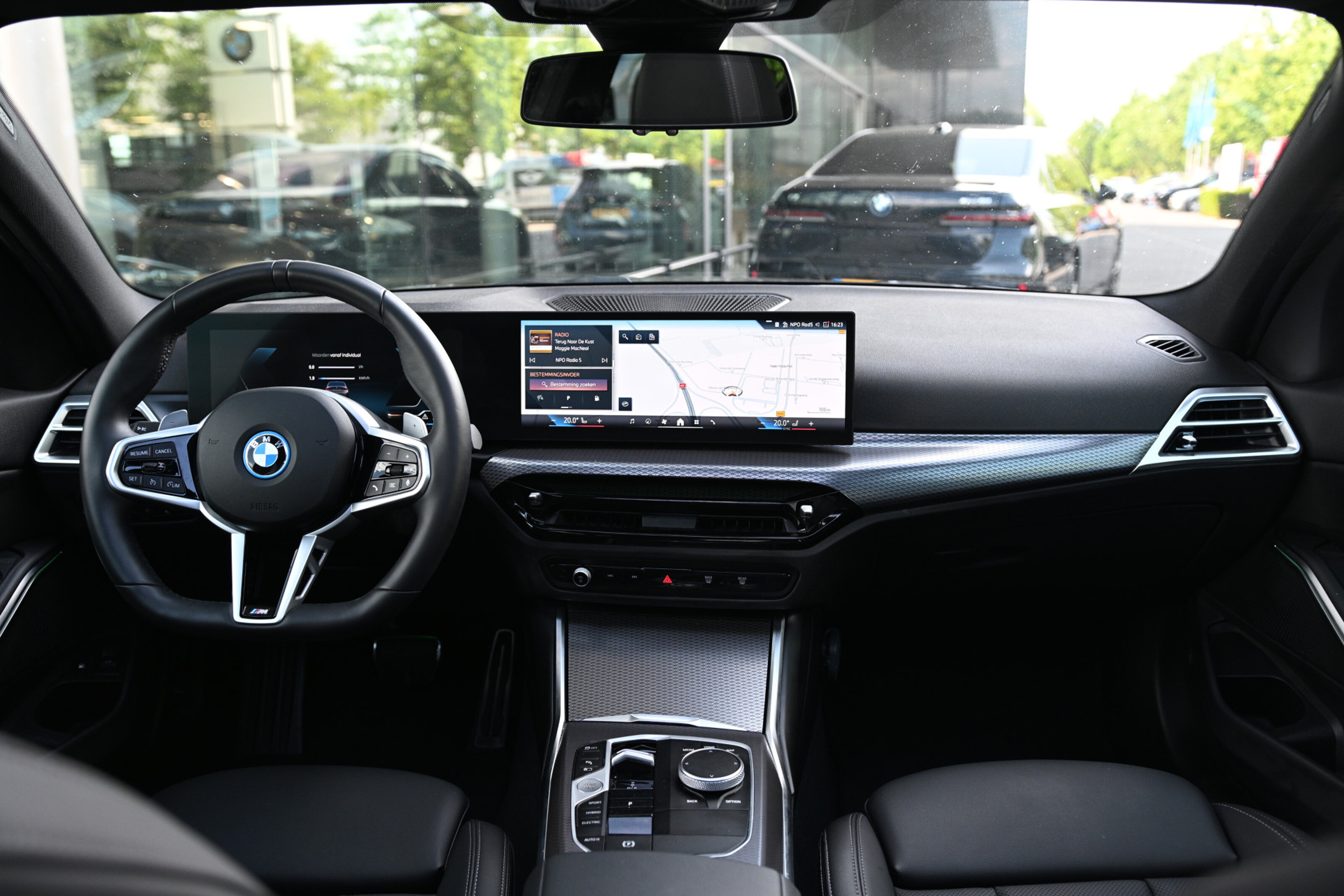 BMW 3 Serie 330e M Sport Automaat
