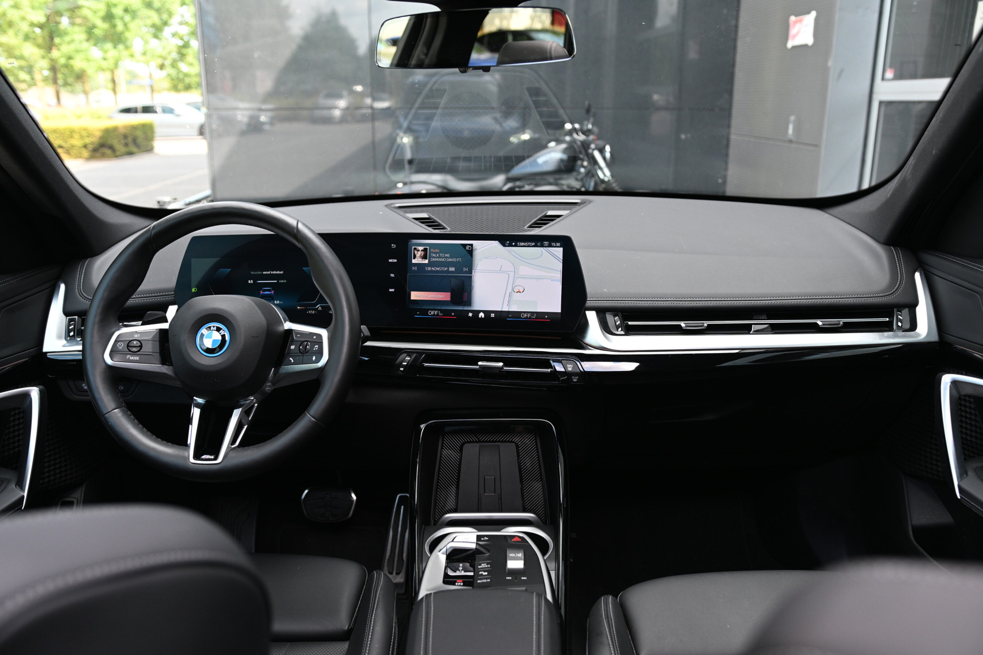 BMW iX1 eDrive20 M Sport