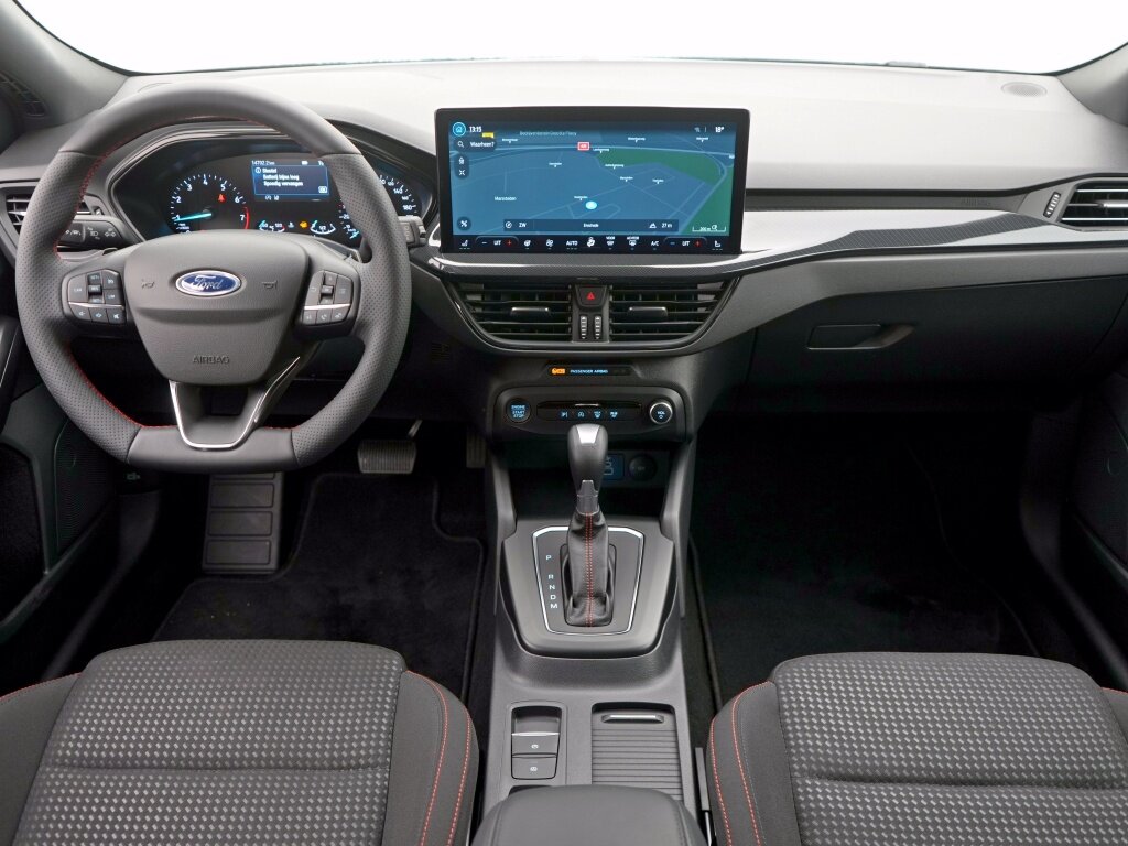 Ford Focus 1.0 Ecoboost automaat ST line X | Panoramdak | Afn. Trekhaak | - Afbeelding 3