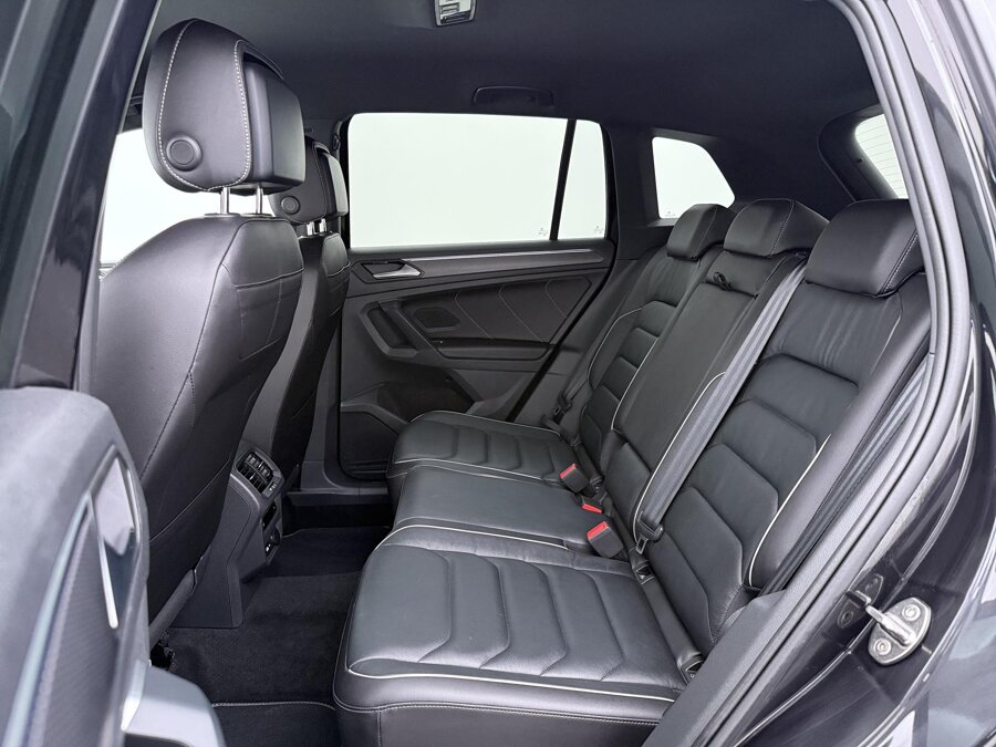 Volkswagen Tiguan 1.4 TSI eHybrid R-Line Business+